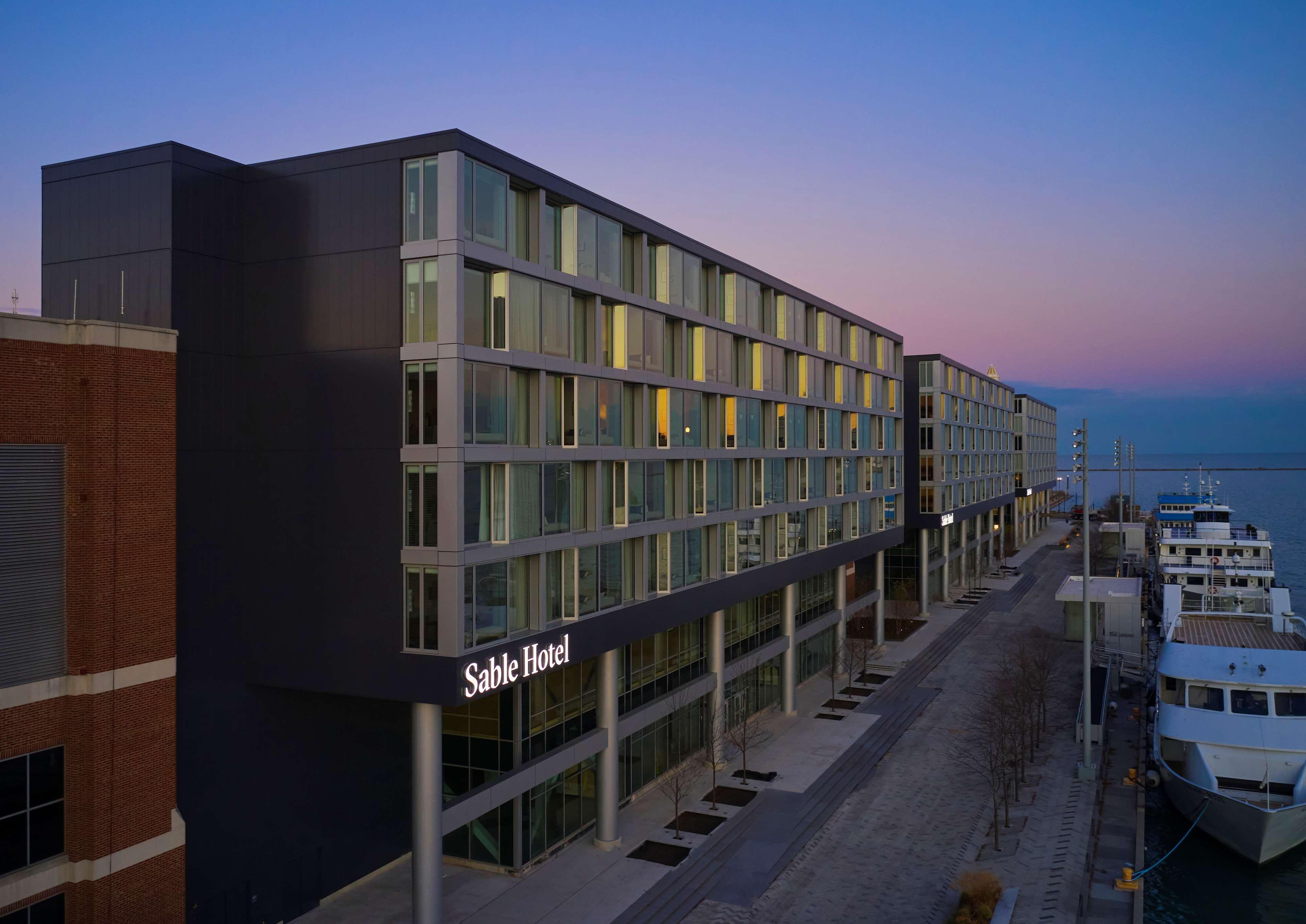 Sable At Navy Pier Chicago, Curio Collection By Hilton Hotel Exterior foto