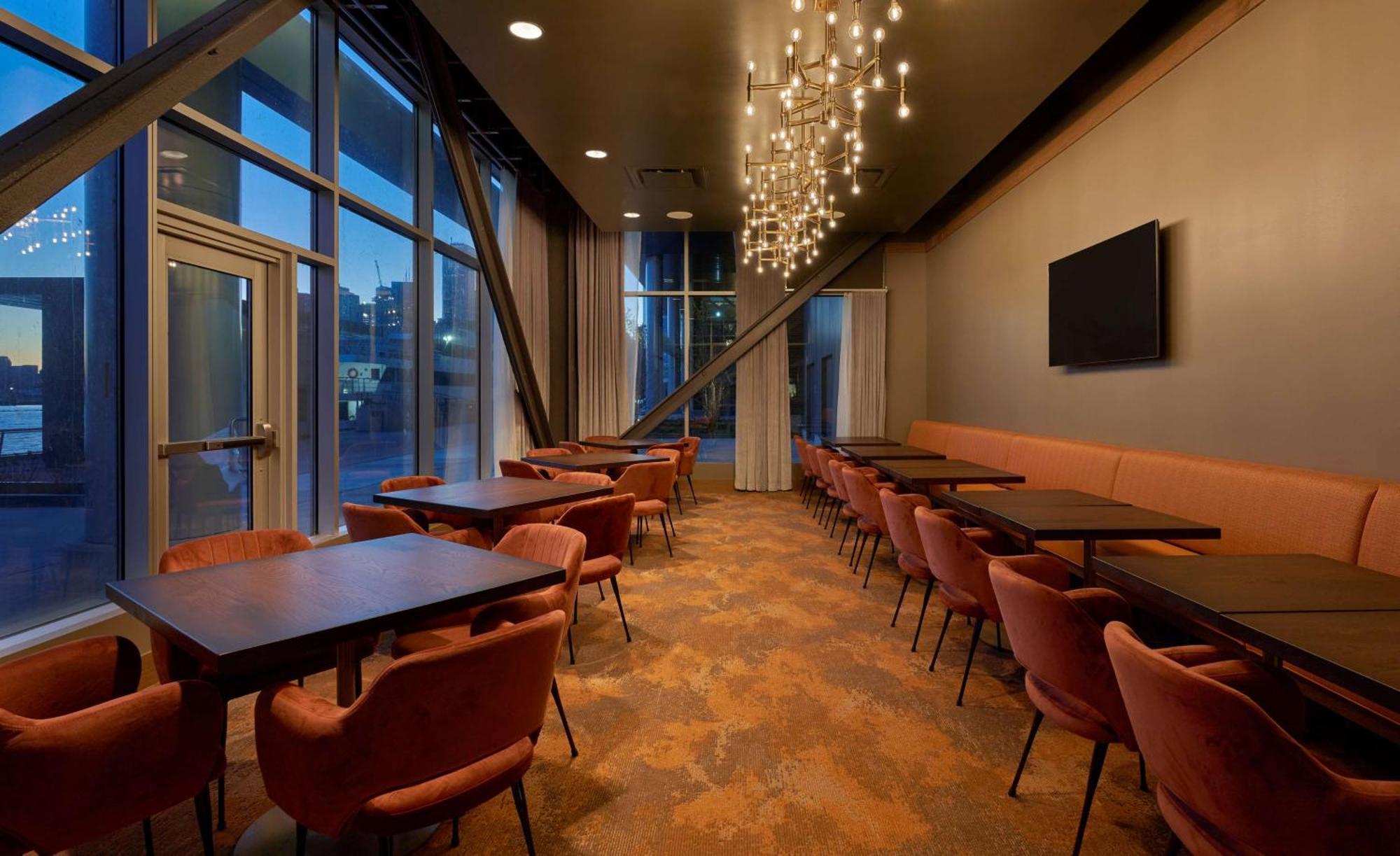 Sable At Navy Pier Chicago, Curio Collection By Hilton Hotel Exterior foto